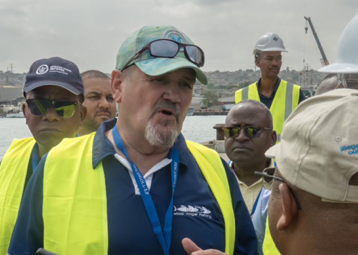 Front cover for Angola: Training in port State measures