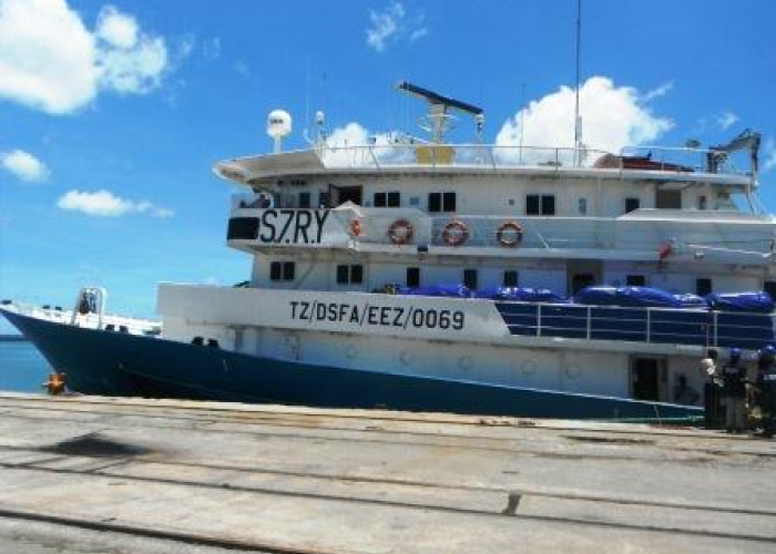Front cover for European Union shows cooperation and commitment to Mozambique’s Port State Measures